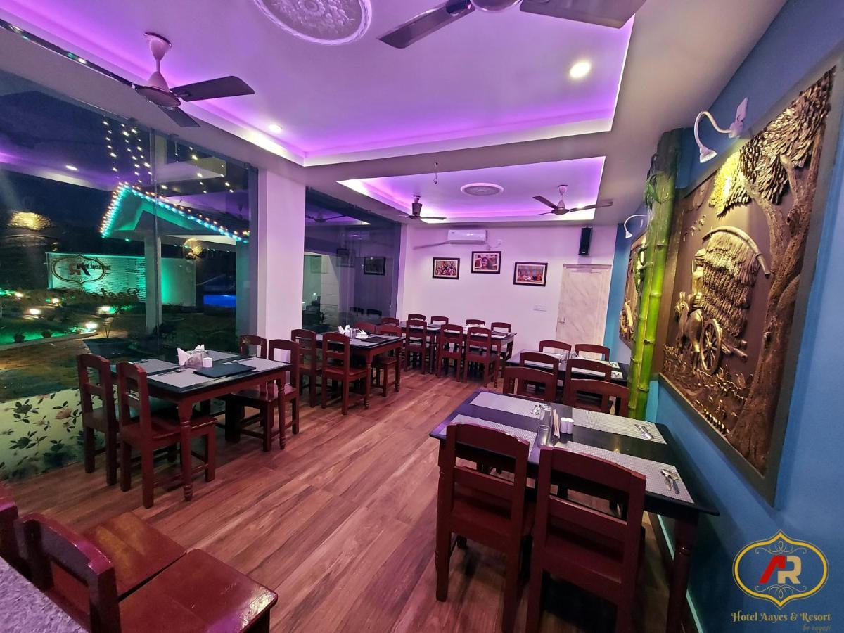 Hotel Aayes And Resort Shantiniketan Bagian luar foto