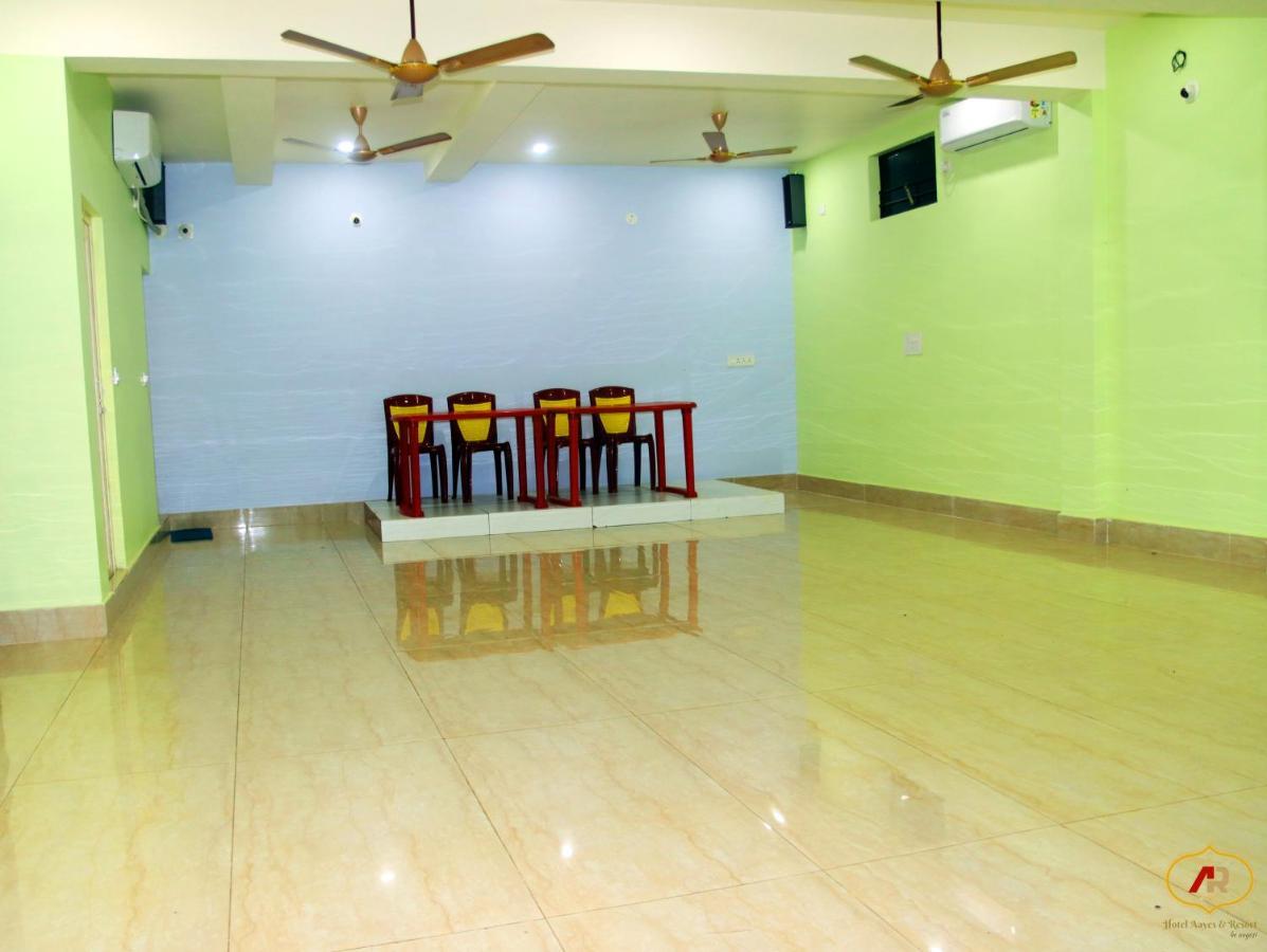 Hotel Aayes And Resort Shantiniketan Bagian luar foto