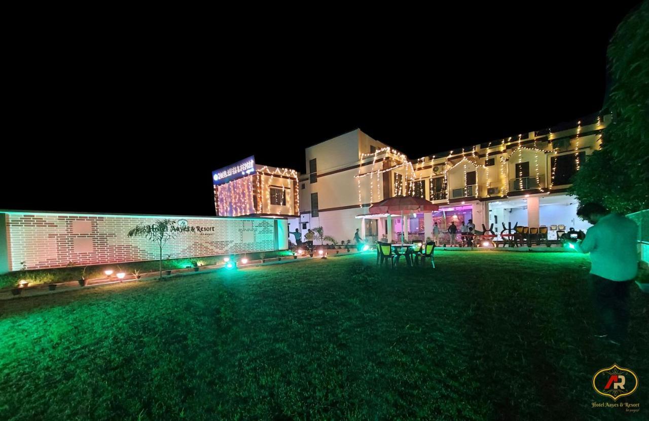 Hotel Aayes And Resort Shantiniketan Bagian luar foto