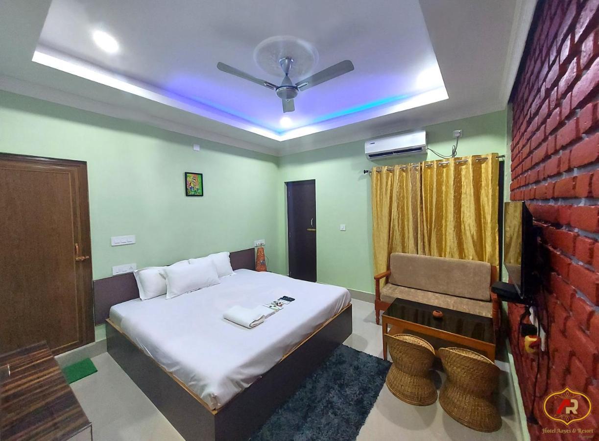 Hotel Aayes And Resort Shantiniketan Bagian luar foto